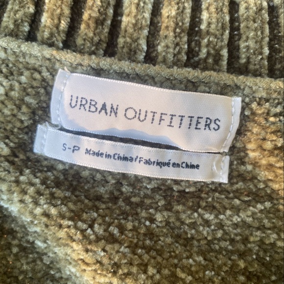 urban outfitters chenille green sweater - Picture 5 of 6